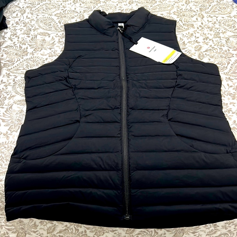 Brand new with tags Lululemon Pack it down vest